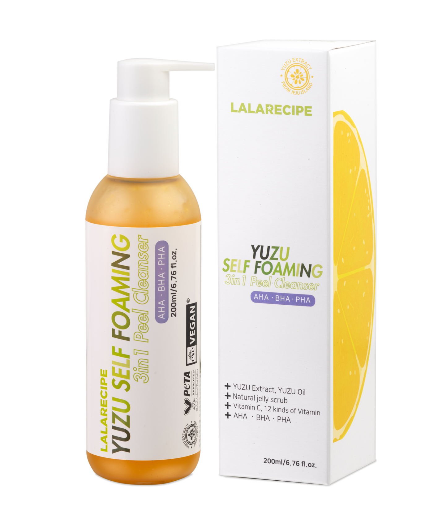 Deterge, esfolia e illumina in un solo gesto. Prova il detergente Yuzu Vita C Self Foaming: la schiuma attiva che elimina impurità e macchie. Pelle radiosa!
